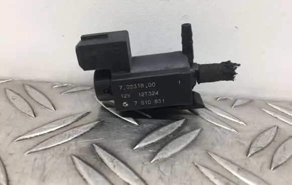 BMW 5 F10 F11 Turbo solenoid valve 7810831 70231800
