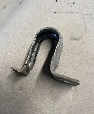Renault Modus Sway bar bush bracket, front 