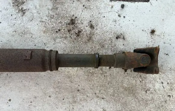 Toyota Land Cruiser (J120) Rear driveshaft/prop shaft