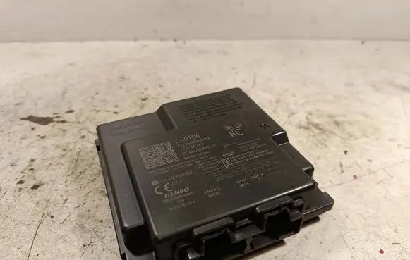 Opel Insignia B Keyless (KESSY) go control unit/module 13510106 2217215002400749 8219800000000X