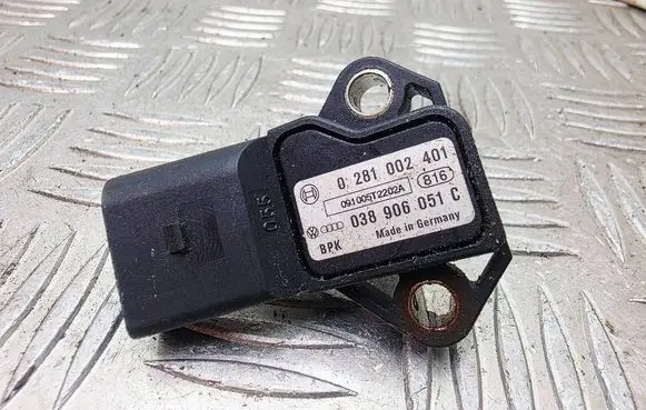 Audi A4 S4 B8 8K Air pressure sensor 0281002401