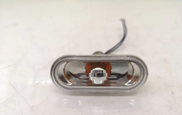 Ford Focus C-MAX Front fender indicator light