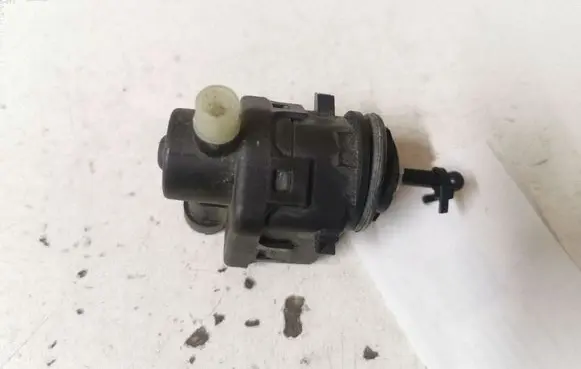 Renault Clio II Headlight level adjustment motor 7700420737