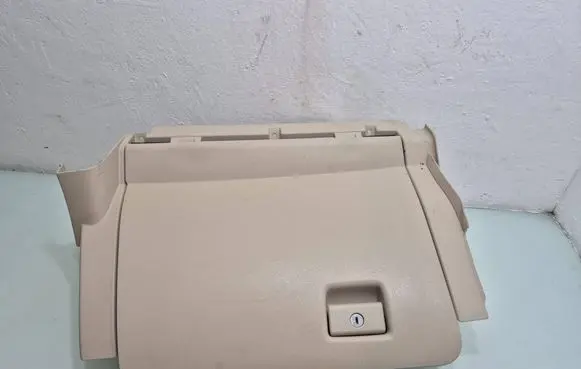 Nissan Murano Z52 Glove box set 681025AA0A