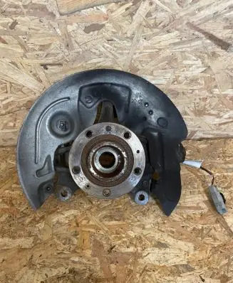 Peugeot 508 II Front wheel hub 9815183780