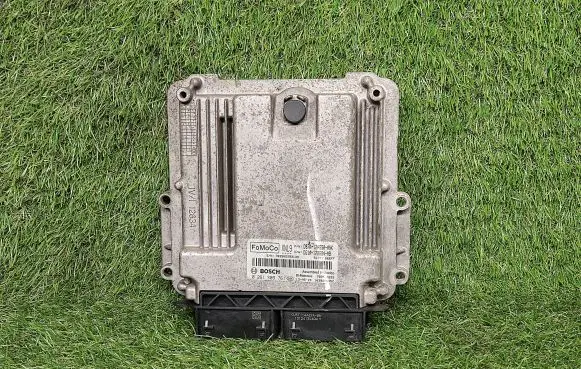 Ford Fusion II Engine control unit/module ECU DS7A12A650ANK DG1A12B684AB