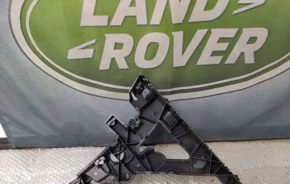 Land Rover Range Rover Velar Bumper support mounting bracket corner J8A217B931