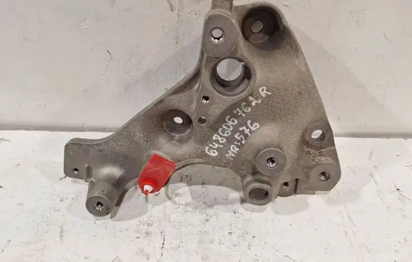 Renault Trafic III (X82) Gearbox mounting bracket 93455374