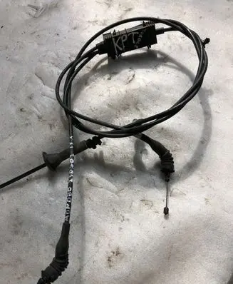 Ford Mondeo MK V Engine bonnet/hood lock release cable 