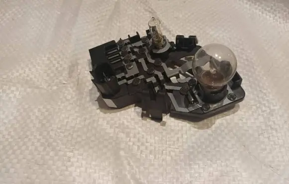 BMW 3 GT F34 Tail light bulb cover holder 618941