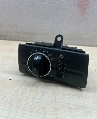 Mercedes-Benz E W211 Light switch 2115450304