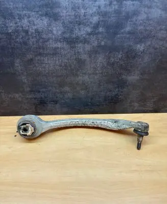 Audi A4 S4 B5 8D Front lower control arm/wishbone 4D0407696J