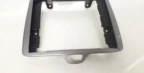 Radio/GPS head unit trim