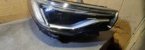 Opel Grandland X Headlight/headlamp YP00015980