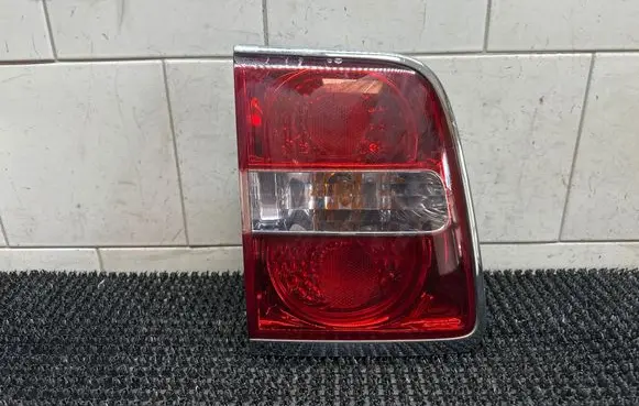 Toyota Crown S180 Tailgate rear/tail lights 