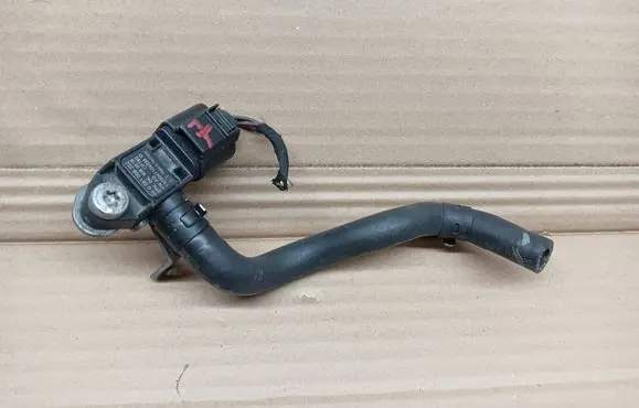 Skoda Octavia Mk3 (5E) Exhaust gas pressure sensor 04L906051B 130304T104538D