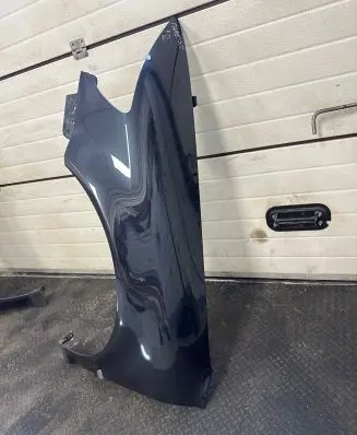 Volkswagen Phaeton Fender