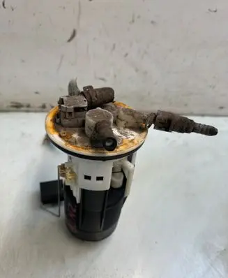 Opel Agila A In-tank fuel pump 09204647