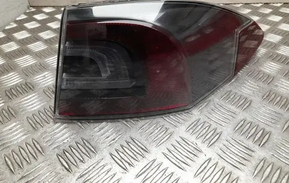 Tesla Model S Rear/tail lights 600591900