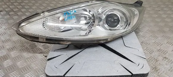 Ford Fiesta Headlight/headlamp 8A6113W030CH 1EL24704505