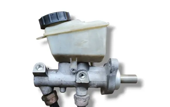 Volvo V70 Master brake cylinder 8646006