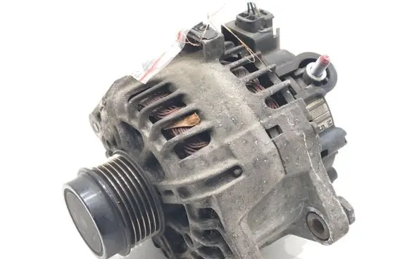 Hyundai Veloster Generator/alternator 37300-2B750