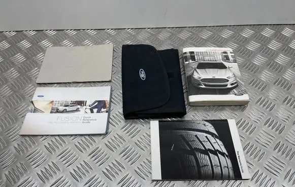 Ford Fusion II User manual