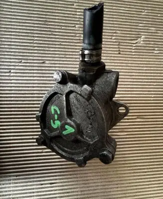 Alfa Romeo 147 Vacuum pump 46771105 06J11058 20915