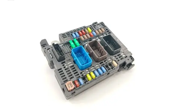 Peugeot 308 Fuse box set 9810296380