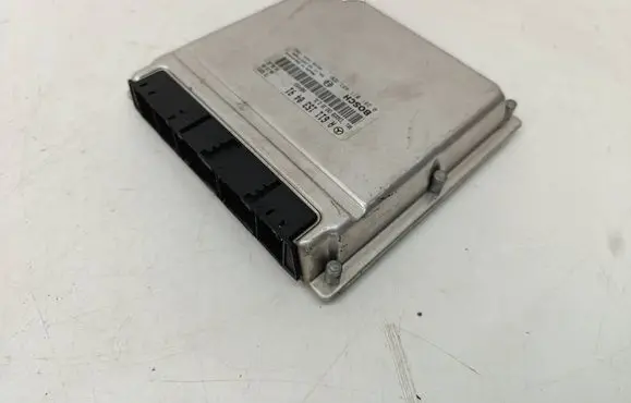 Mercedes-Benz Sprinter W901 W902 W903 W904 Engine control unit/module ECU A6111530491 0281011483