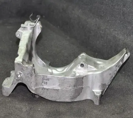BMW X5 E70 Engine mounting bracket 7802639