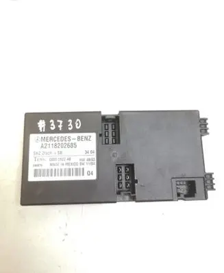 Mercedes-Benz E W211 Seat control module A2118202685