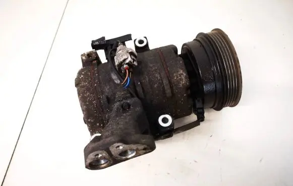 Toyota Avensis Verso Air conditioning (A/C) compressor (pump) 2473002720 247300-2720