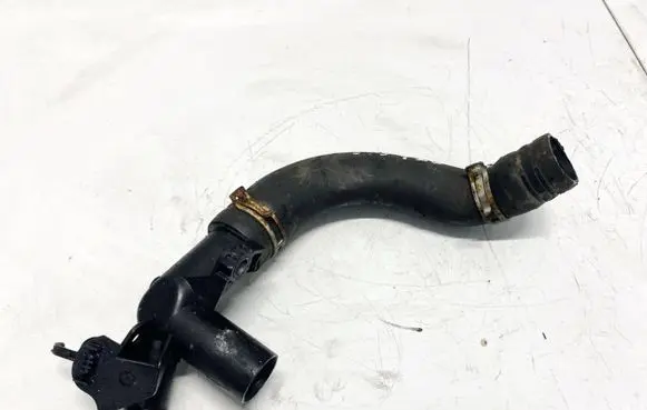 Peugeot 308 Engine coolant pipe/hose 9684589080