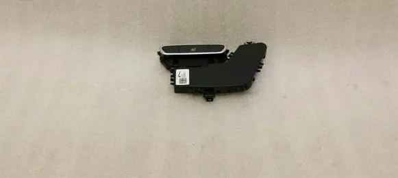Mercedes-Benz S W222 Seat heating switch A2229051201