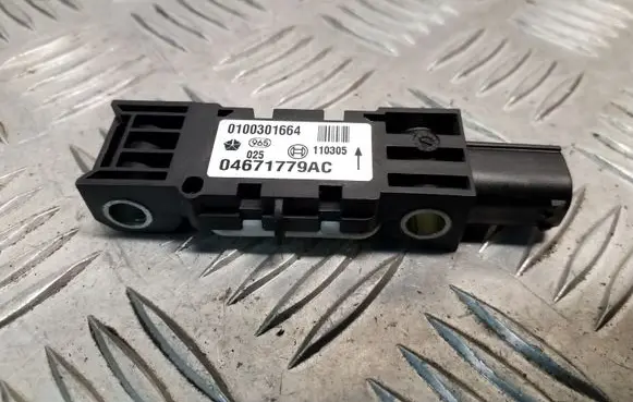 Jeep Grand Cherokee (WK) Airbag deployment crash/impact sensor 04671779AC