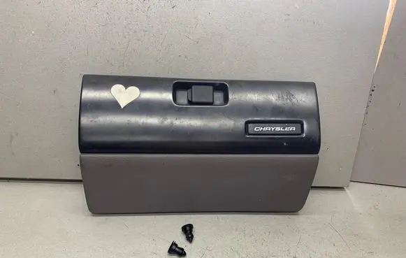 Chrysler Voyager Glove box lid/cover 