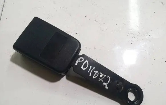 Peugeot 206 Front seatbelt buckle 