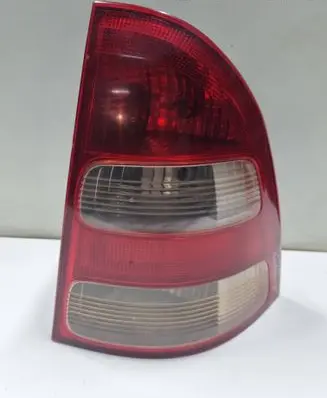 Toyota Corolla E120 E130 Rear/tail lights 7786RS102 1361