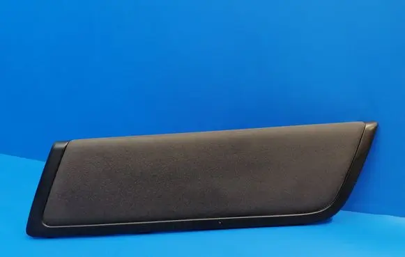 Land Rover Discovery 5 Front door trim bar HY3223962A