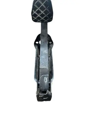 Volkswagen Golf IV Clutch pedal 1J1721321