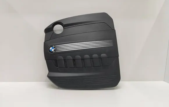 BMW 5 F10 F11 Engine cover (trim) 7800575 13717800575 8510365