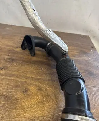 Renault Master III Air intake hose/pipe 165769532r