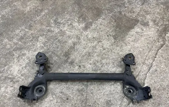 Opel Corsa E Rear subframe 