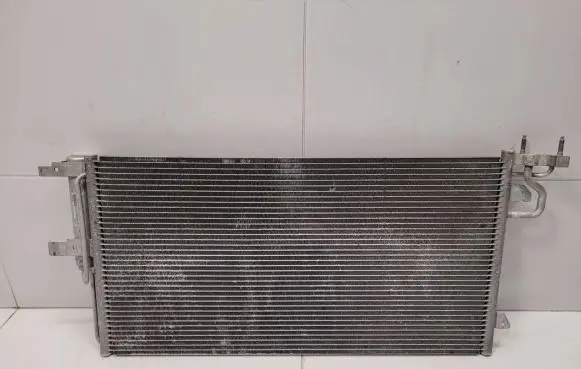 A/C cooling radiator (condenser)