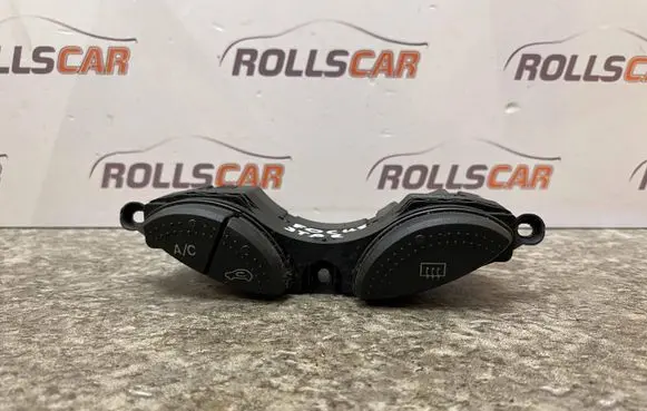 Ford Focus Air conditioning (A/C) switch YS4T19A945BA D3L0A