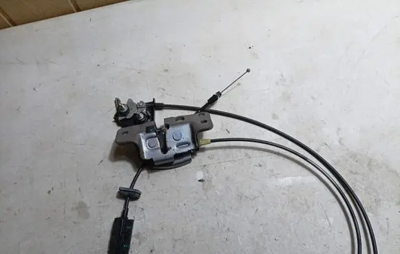 Chrysler Town & Country V Rear door lock