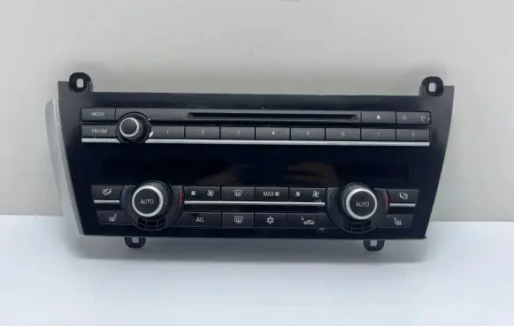 BMW 5 GT F07 Climate control unit 9241254