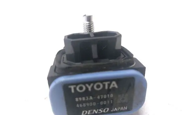 Lexus RX 450H Airbag deployment crash/impact sensor 8983A47010