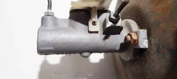 Volvo S40, V40 Master brake cylinder BOSCH310052